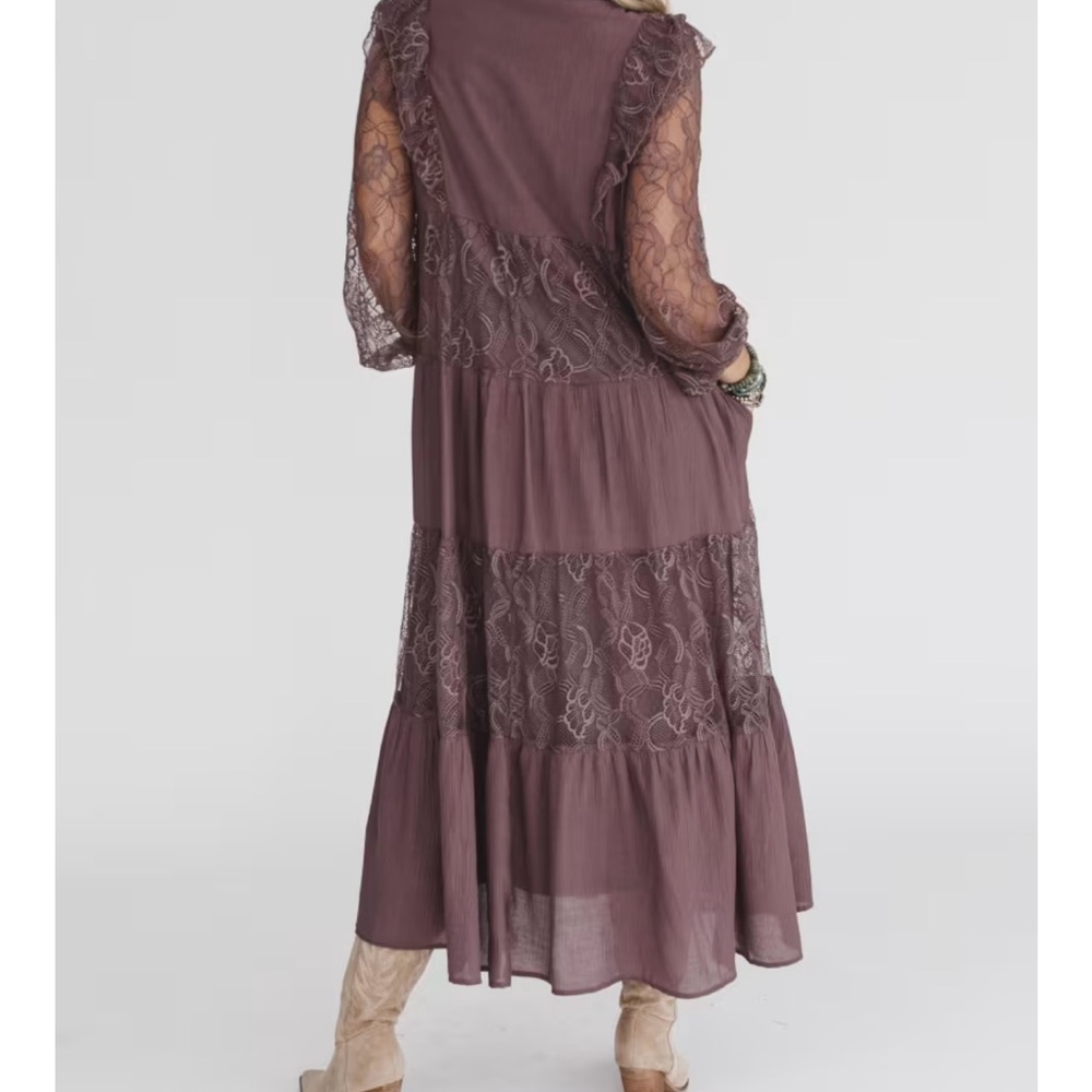 Elegant Lace Overlay Dress in Brown - Picture 3 of 5